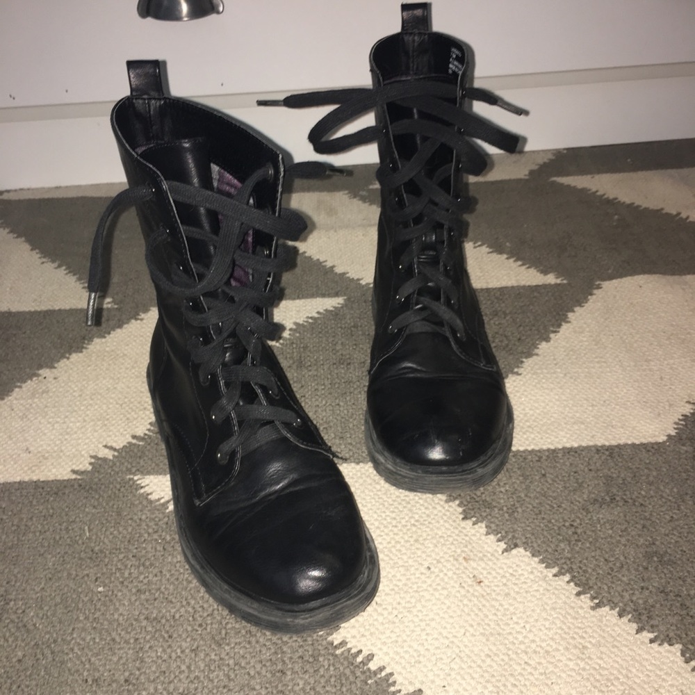 Must-have combat boots!